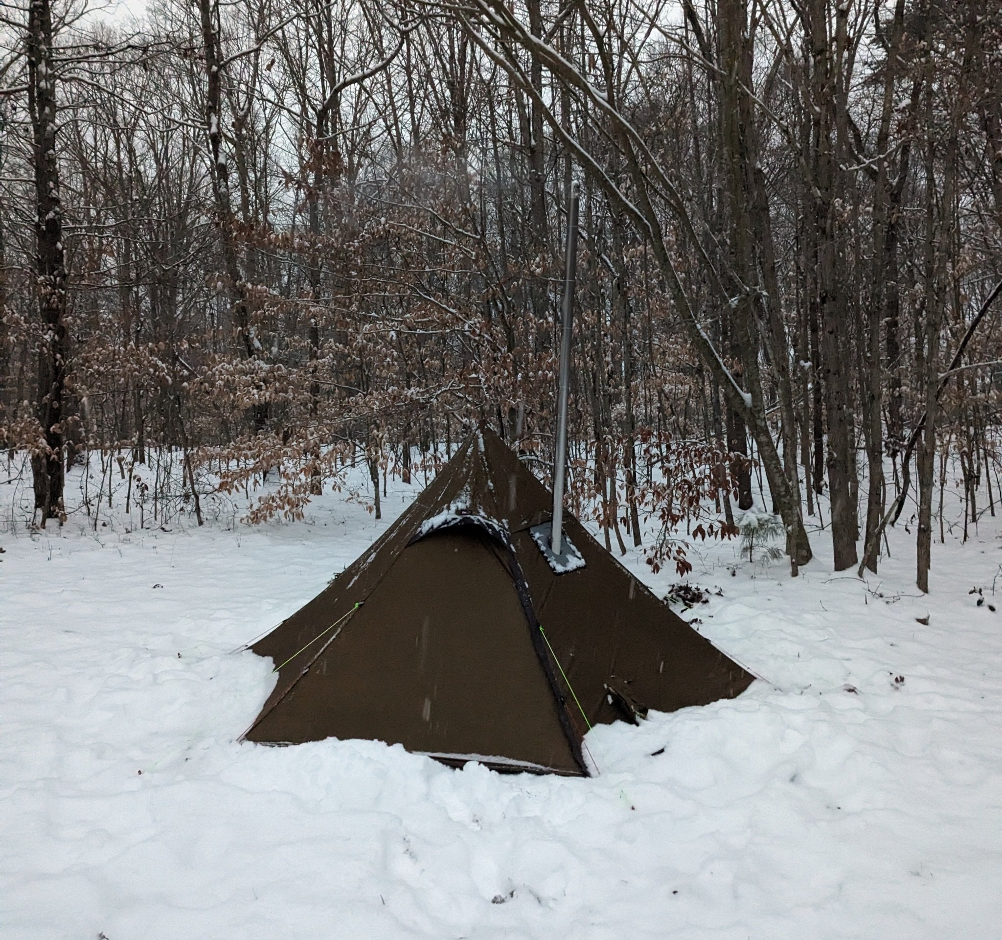 Hexpeak Winter Shelter